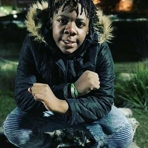 Meet your Posher, Devin